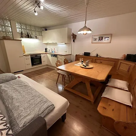 Altenmarkter Hof Apartamento *